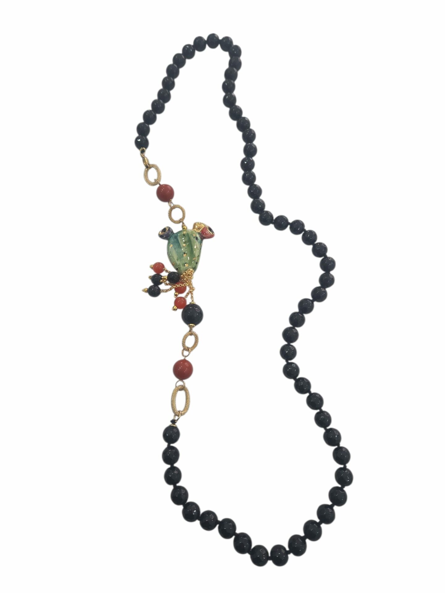 Collana lunga realizzata con ceramica di Caltagirone laterale,onice, agata,pasta di corallo.
lunghezza 78cm Spedizione Gratuita Collana lunga realizzata con ceramica di Caltagirone laterale,onice, agata,pasta di corallo.
lunghezza 78cm Spedizione Gratuita