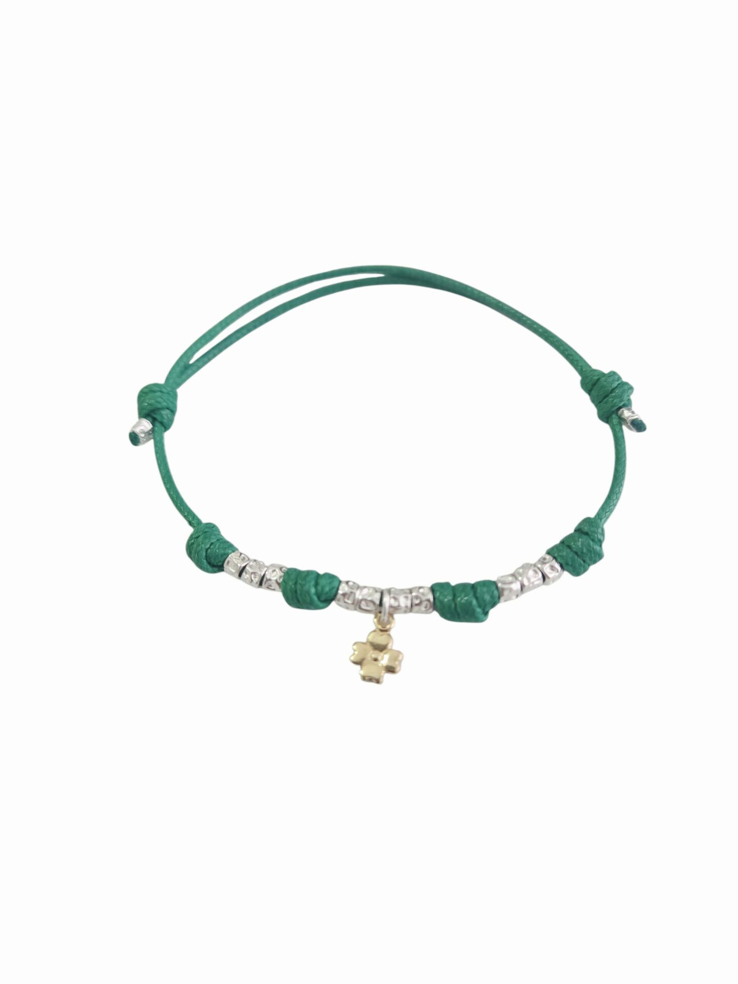 Bracciale modello dodo regolabile,unisex, realizzato con tessuto verde lavabile,dadini in argento925 e ciondolo quadrifoglio dorato in argento925 Spedizione Gratuita Bracciale modello dodo regolabile,unisex, realizzato con tessuto verde lavabile,dadini in argento925 e ciondolo quadrifoglio dorato in argento925 Spedizione Gratuita
