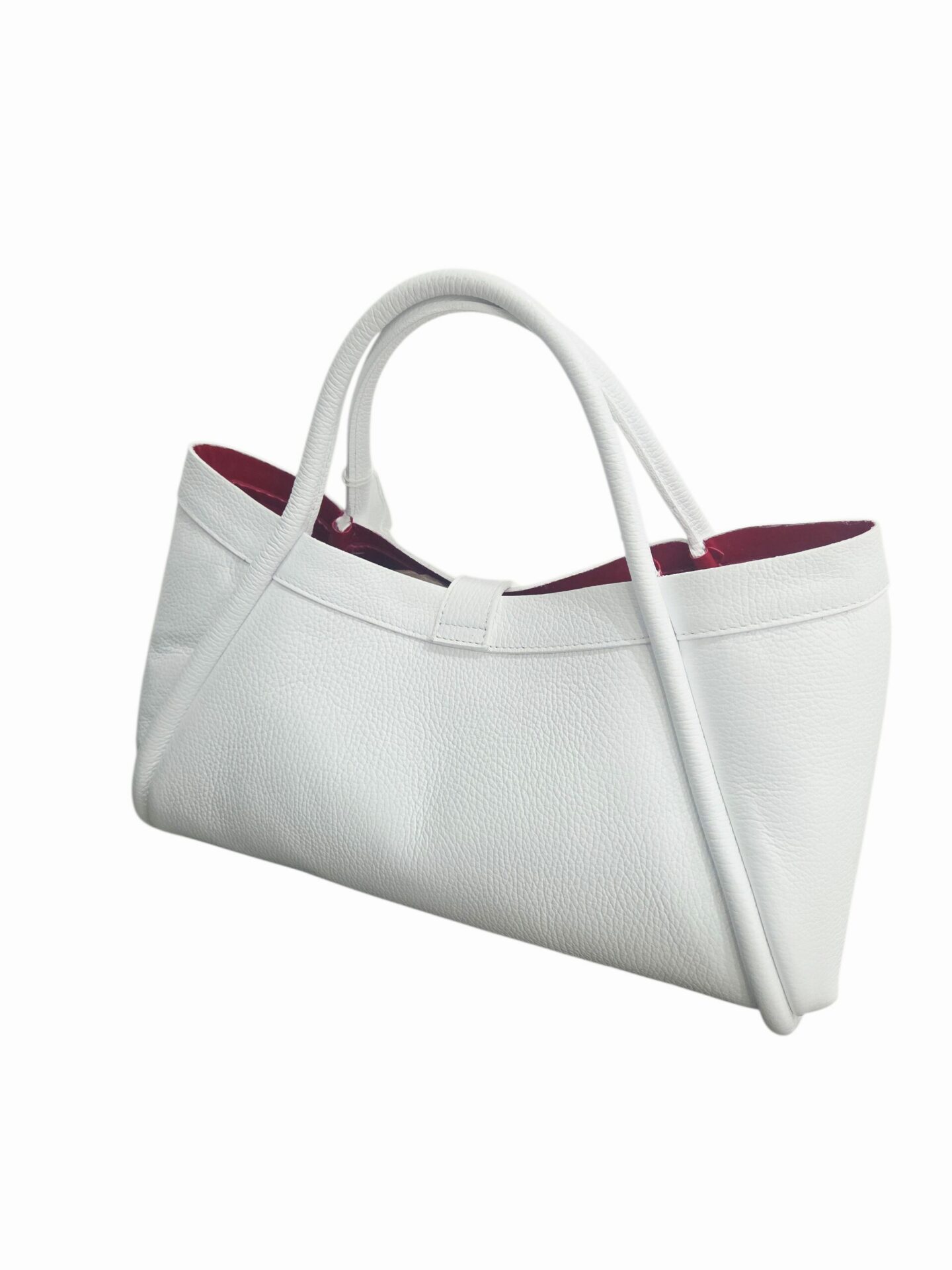 Borsa in vera pelle bianca, made Italy, chiusura metallica con interno in pelle rossa e sacca in tessuto estraibile,dotata di tracolla.
misure L35 B12 H18
ampiezza manico 14 Spedizione Gratuita Borsa in vera pelle bianca, made Italy, chiusura metallica con interno in pelle rossa e sacca in tessuto estraibile,dotata di tracolla.
misure L35 B12 H18
ampiezza manico 14 Spedizione Gratuita