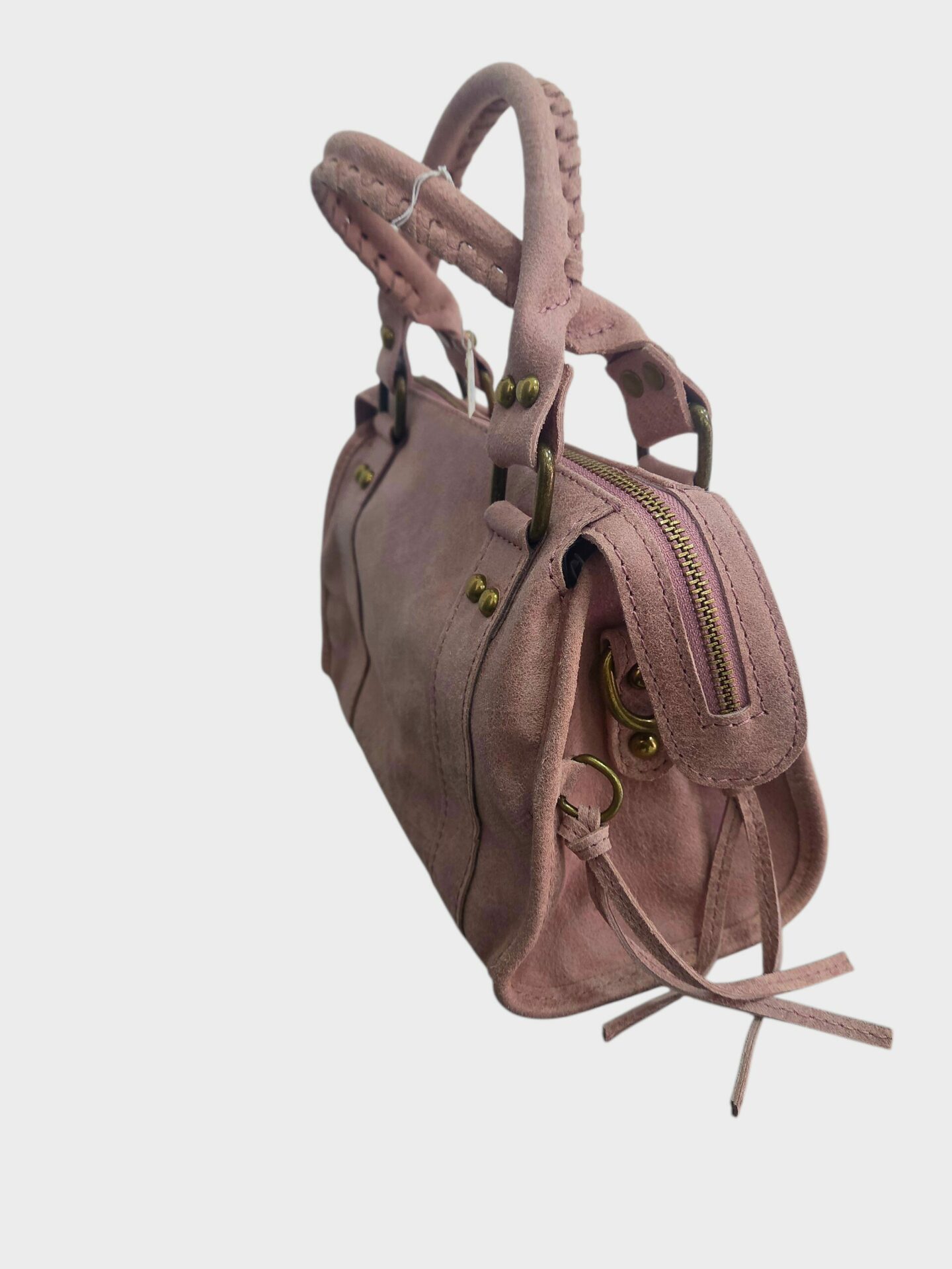 Borsa in vera pelle,made Italy,modello Balenciaga, interno foderato unico con tasche laterali.Dotata di tracolla,tacchetti alla base e chiusura con zip. modello medio.
colore rosa pastello
misure H 19 B11 L 25 Spedizione Gratuita Borsa in vera pelle,made Italy,modello Balenciaga, interno foderato unico con tasche laterali.Dotata di tracolla,tacchetti alla base e chiusura con zip. modello medio.
colore rosa pastello
misure H 19 B11 L 25 Spedizione Gratuita