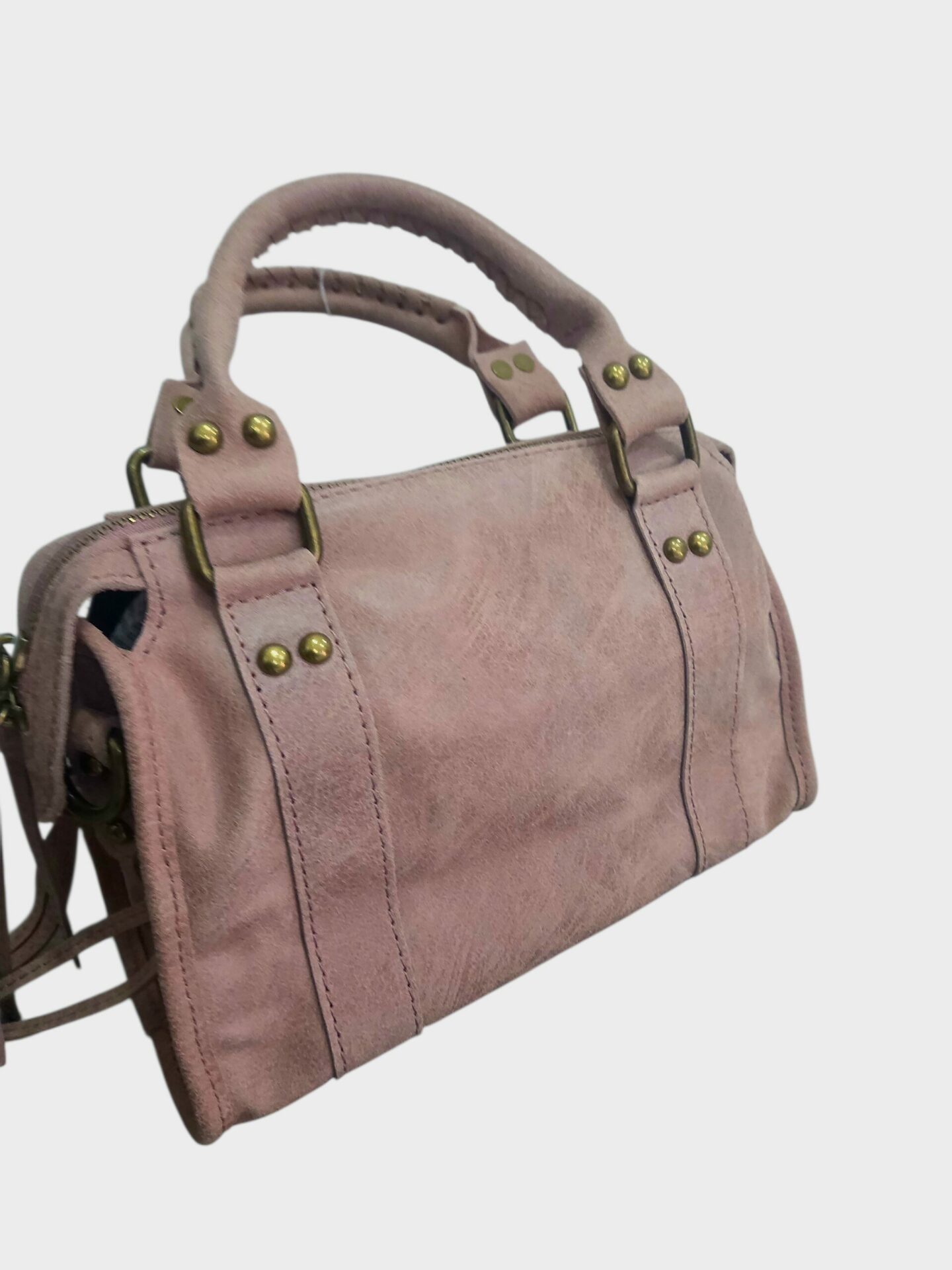 Borsa in vera pelle,made Italy,modello Balenciaga, interno foderato unico con tasche laterali.Dotata di tracolla,tacchetti alla base e chiusura con zip. modello medio.
colore rosa pastello
misure H 19 B11 L 25 Spedizione Gratuita Borsa in vera pelle,made Italy,modello Balenciaga, interno foderato unico con tasche laterali.Dotata di tracolla,tacchetti alla base e chiusura con zip. modello medio.
colore rosa pastello
misure H 19 B11 L 25 Spedizione Gratuita