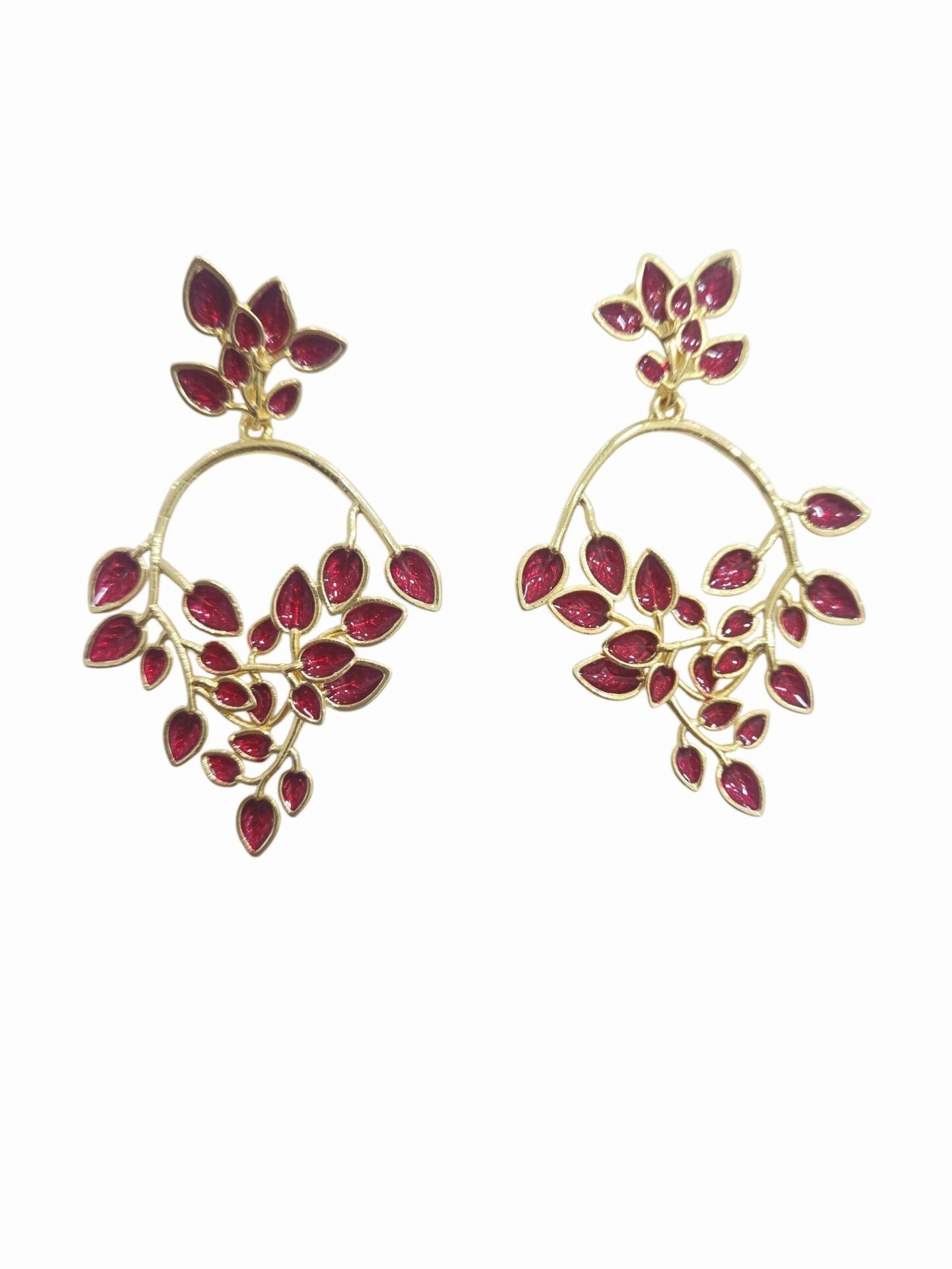 Orecchini realizzati con ottone dorato e smaltato.
lunghezza 5.5cm
peso 5.9gr Spedizione Gratuita