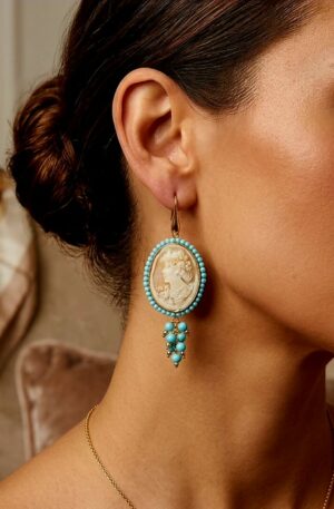 Orecchini  realizzati con cammeo di Torre del Greco,pasta di turchese ed ematite. Monachella in argento925 placcata oro 
lunghezza 8cm
peso 5.7gr Spedizione Gratuita