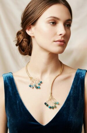 Collana girocollo  realizzata artigianalmente con ottone ed agata blu striata Spedizione Gratuita