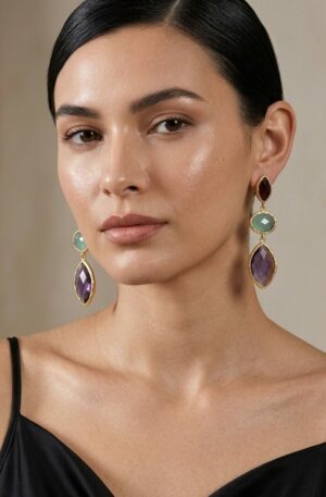Orecchini  realizzati con quarzi multicolore e varie forme contornati da ottone
lunghezza 6cm
peso 5.1gr Spedizione Gratuita