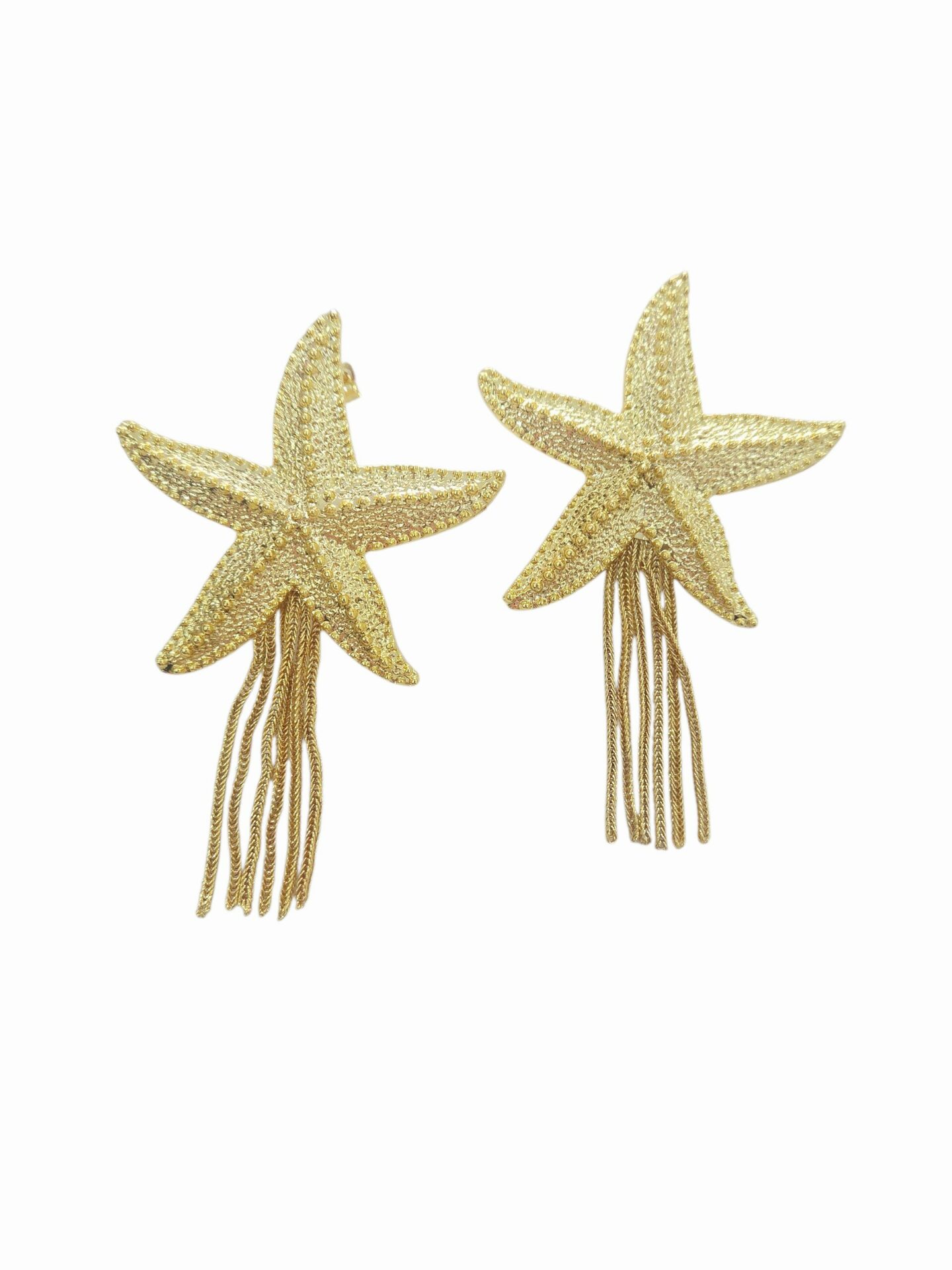 Orecchini realizzati con stella marinain ottone battuto
lunghezza 8cm
peso 14gr Spedizione Gratuita