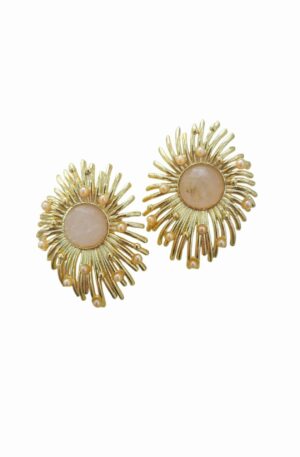 Orecchini lobo realizzati con ottone,microperline e quarzo rosa
peso 6.6gr
lunghezza 2.5cm Spedizione Gratuita