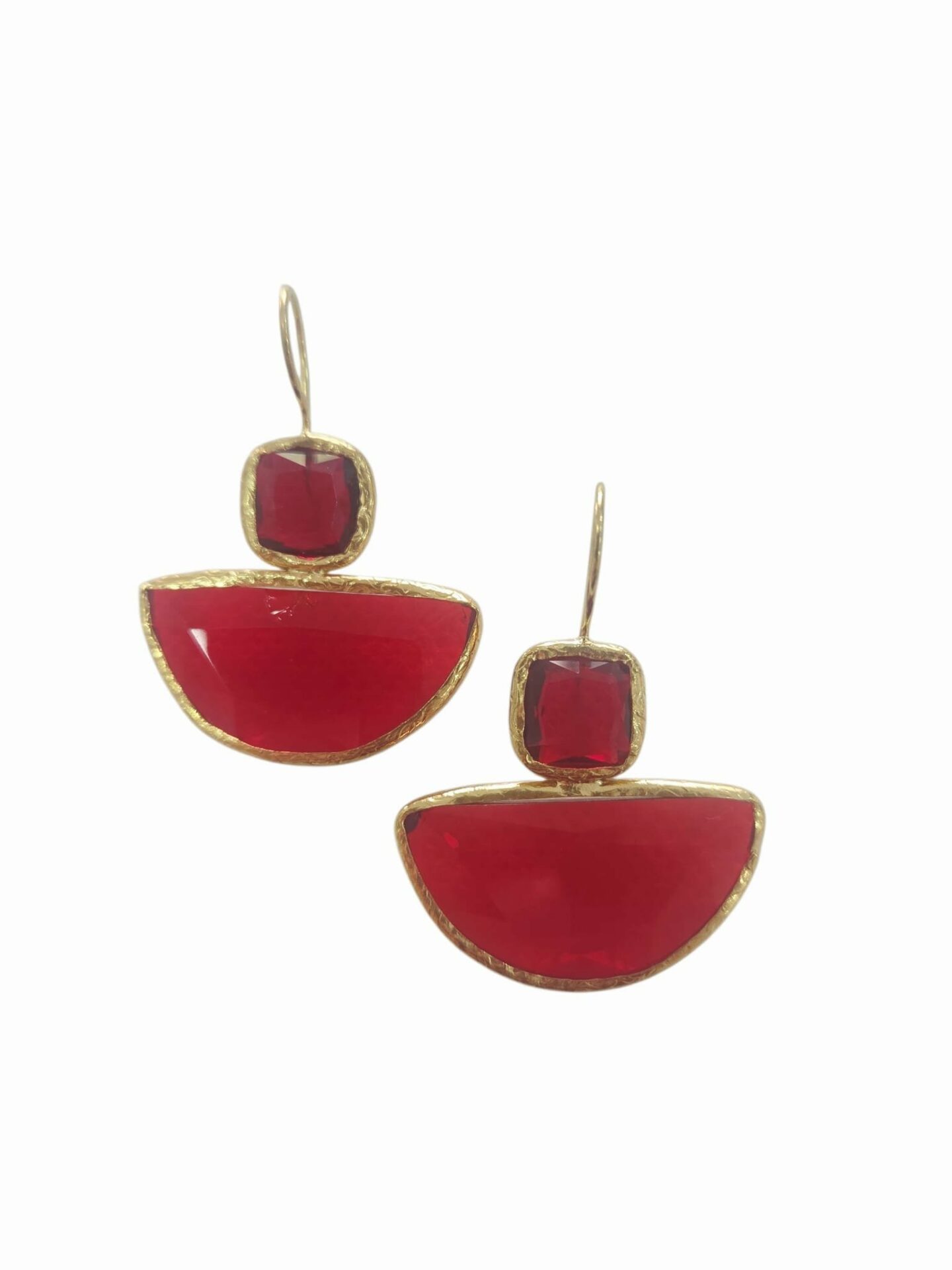 Orecchini realizzati con goccia e mezza luna occhio di gatto circondati da ottone e dotati di monachella.
Lunghezza 4.5cm
Peso 4.9gr Spedizione Gratuita Orecchini realizzati con goccia e mezza luna occhio di gatto circondati da ottone e dotati di monachella.
Lunghezza 4.5cm
Peso 4.9gr Spedizione Gratuita