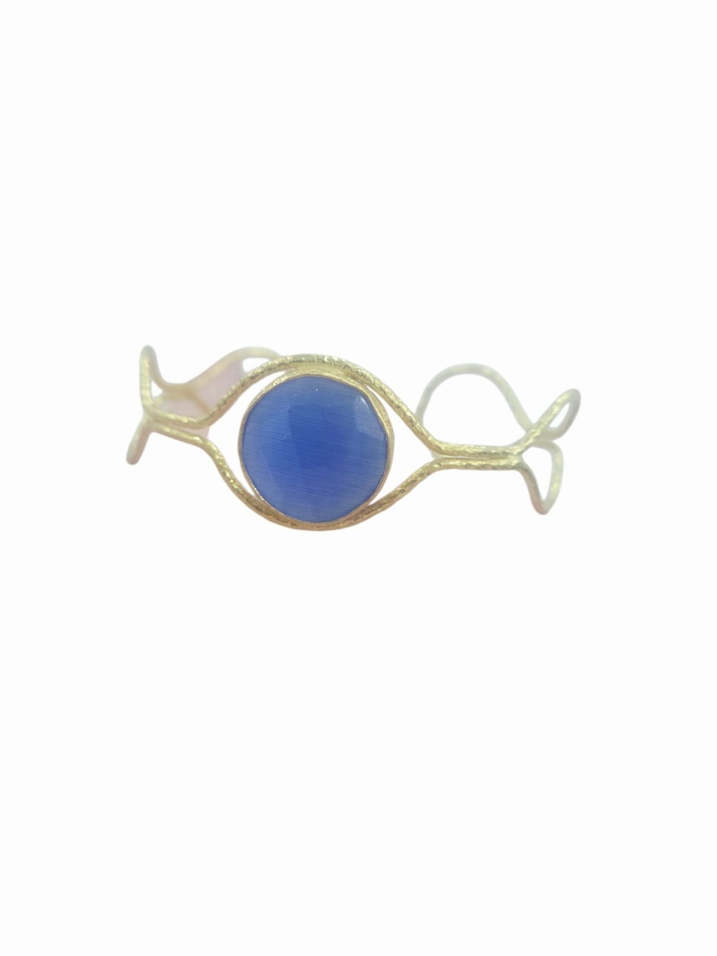 Bracciali ad incastro regolabili realizzati in ottone lavorato zigrinato e pietra centrale in occhio di gatto. Spedizione Gratuita