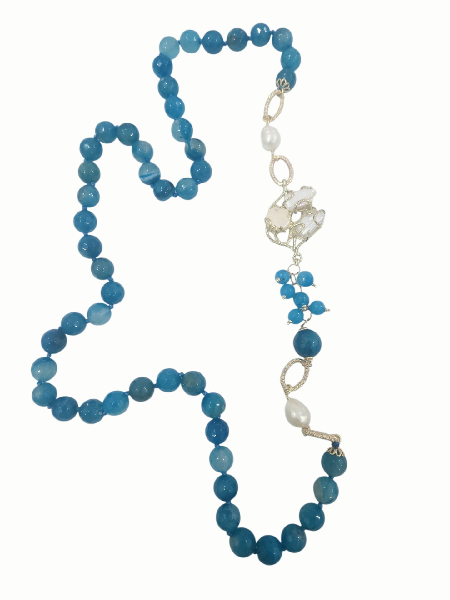 Collana lunga recon agata azzurra striata e perle barocche
lunghezza 84cm Spedizione Gratuita Collana lunga recon agata azzurra striata e perle barocche
lunghezza 84cm Spedizione Gratuita