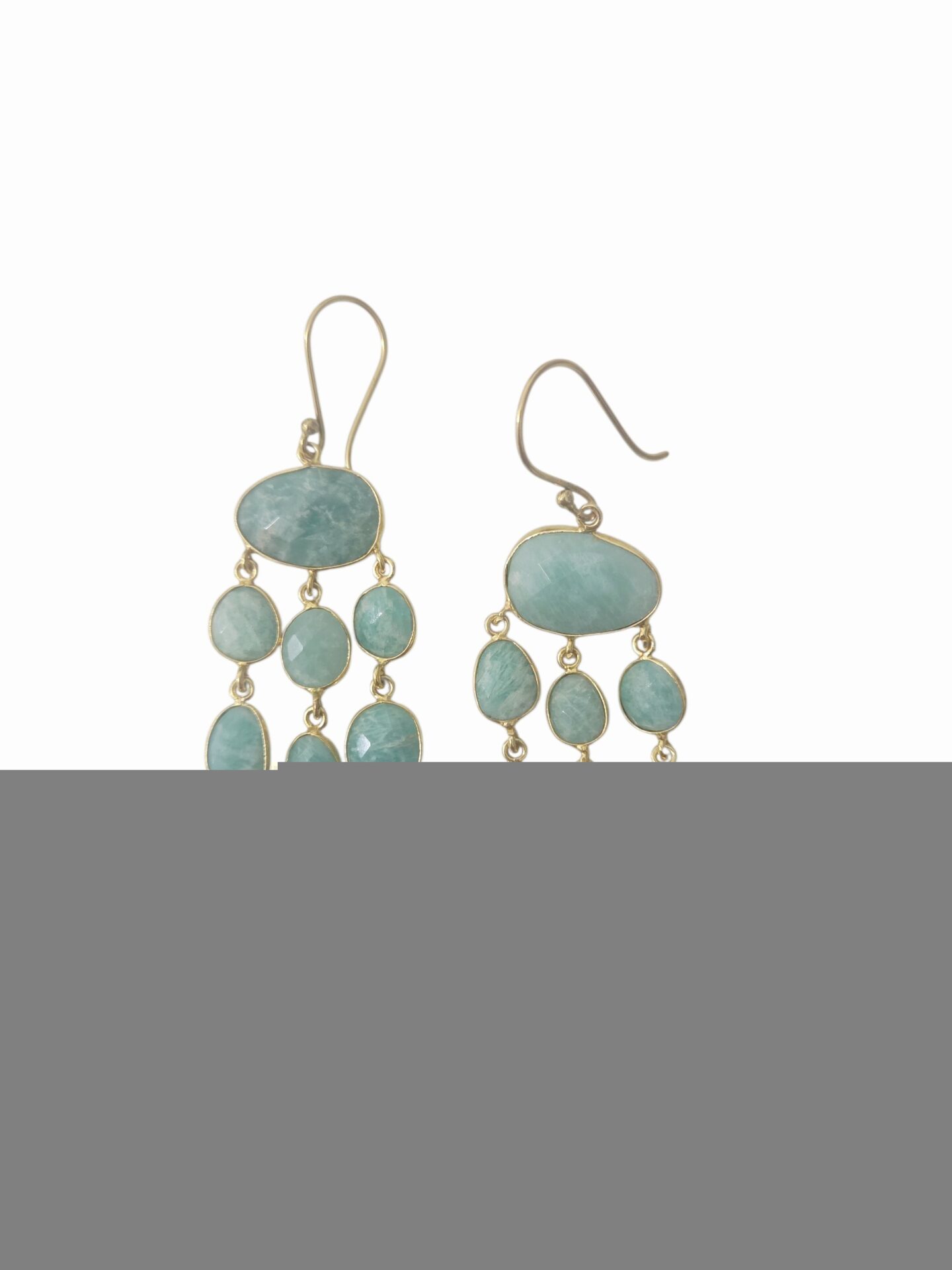 Orecchini realizzati con amazzanite ed ottone. monachella in ottone
peso 7gr
lunghezza 8cm Spedizione Gratuita Orecchini realizzati con amazzanite ed ottone. monachella in ottone
peso 7gr
lunghezza 8cm Spedizione Gratuita