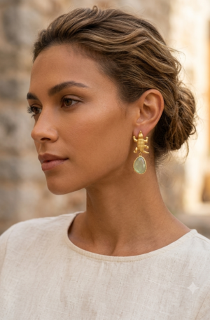Orecchini realizzati con perno coccodrillo in ottone e pietra occhio di gatto verde chiaro.
lunghezza 4.5cm
peso 4gr Spedizione Gratuita