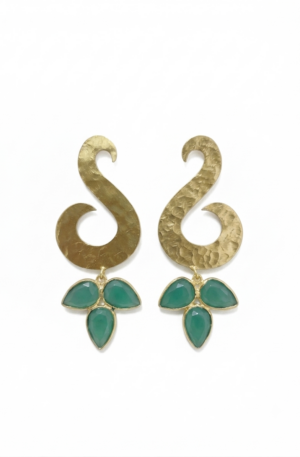 Orecchini realizzati in ottone battuto lucido e quarzi verdi
lunghezza 5.5cm
peso 3.7gr Spedizione Gratuita Orecchini realizzati in ottone battuto lucido e quarzi verdi
lunghezza 5.5cm
peso 3.7gr Spedizione Gratuita