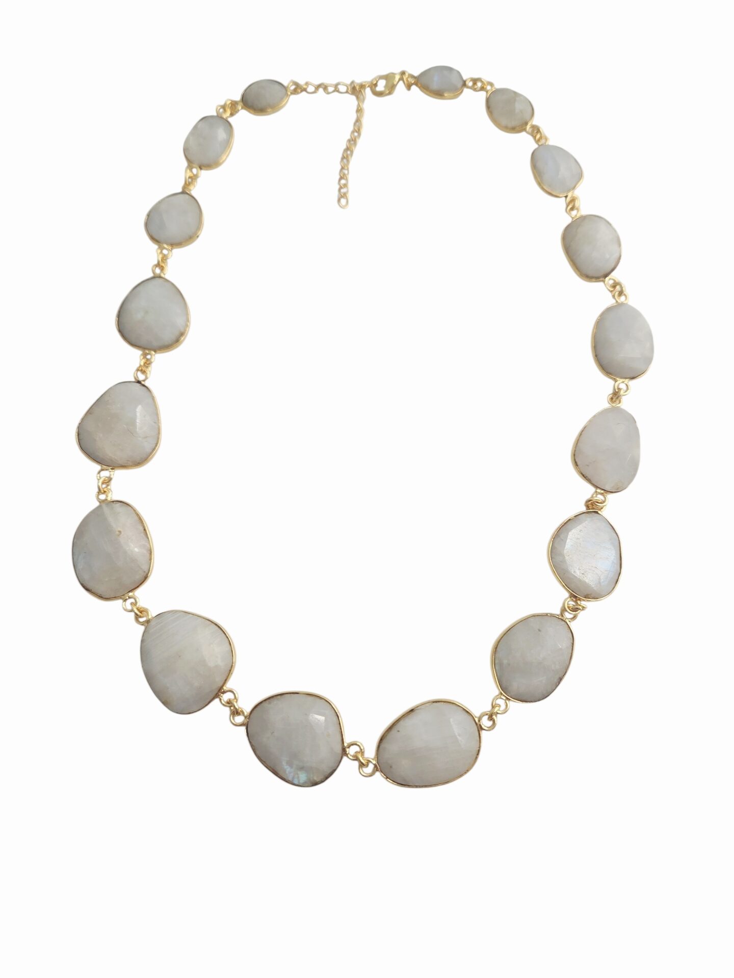 Collana girocollo regolabile realizzata con poetra di luna varie forme irregolari circondate da ottone
lunghezza 48cm Spedizione Gratuita Collana girocollo regolabile realizzata con poetra di luna varie forme irregolari circondate da ottone
lunghezza 48cm Spedizione Gratuita