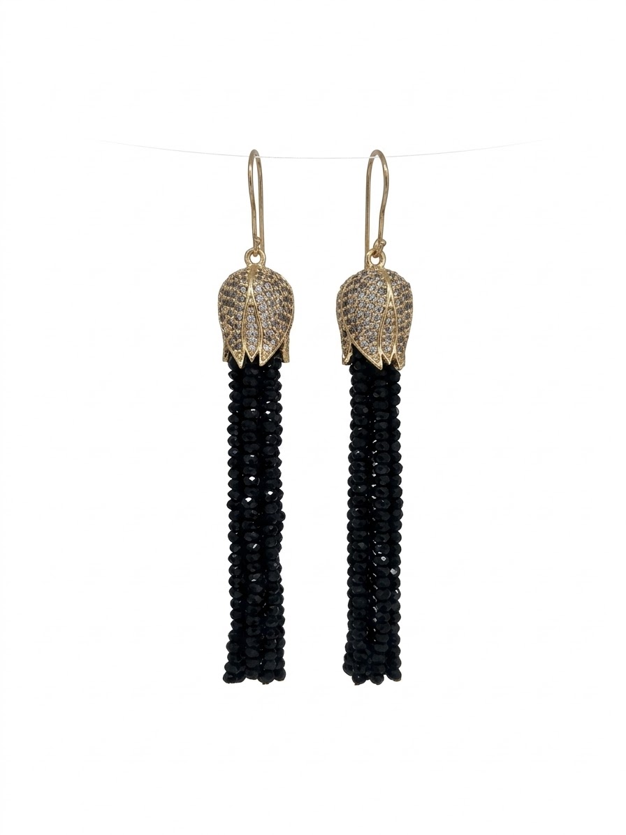 Orecchini realizzati con quarzi neri ed elementi dorati in ottone con zirconi. monachella in ottonelunghezza 9cmpeso 9.2gr Spedizione Gratuita Orecchini realizzati con quarzi neri ed elementi dorati in ottone con zirconi. monachella in ottonelunghezza 9cmpeso 9.2gr Spedizione Gratuita