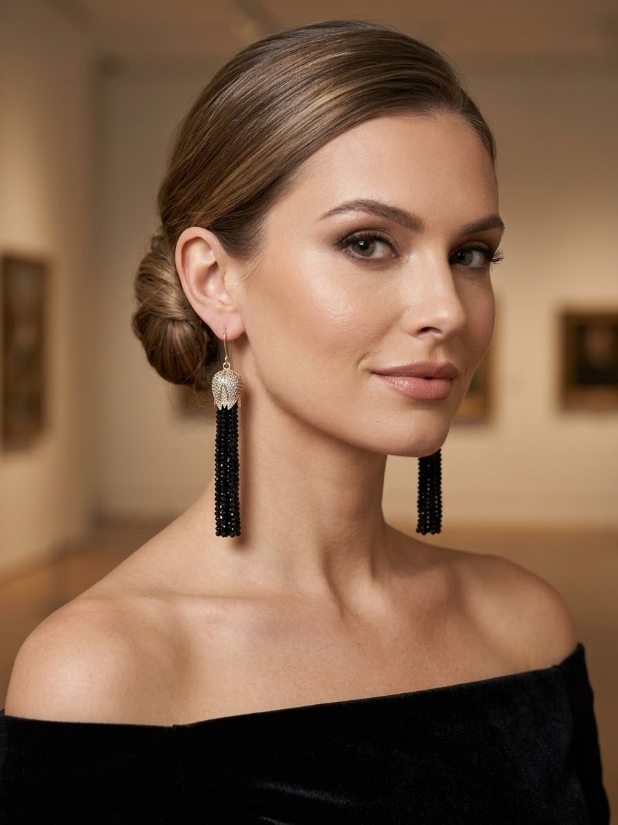 Orecchini realizzati con quarzi neri ed elementi dorati in ottone con zirconi. monachella in ottonelunghezza 9cmpeso 9.2gr Spedizione Gratuita Orecchini realizzati con quarzi neri ed elementi dorati in ottone con zirconi. monachella in ottonelunghezza 9cmpeso 9.2gr Spedizione Gratuita