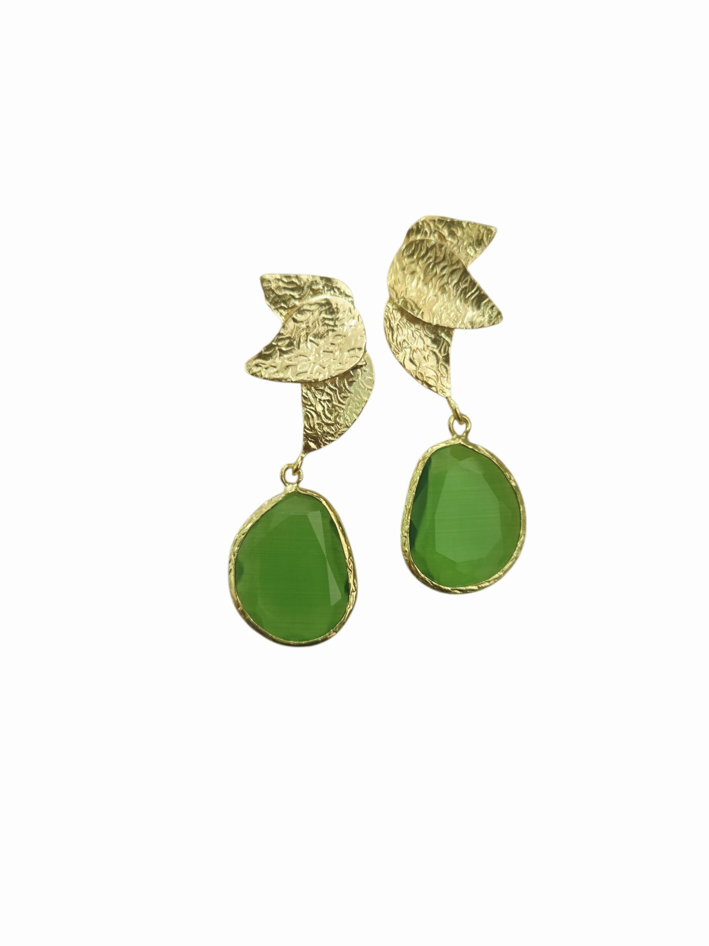 Orecchini realizzati con occhio di gatto verde ed ottone,perno con ago e farfalla
lunghezza
peso 4.5gr
lunghezza 4.5cm Spedizione Gratuita Orecchini realizzati con occhio di gatto verde ed ottone,perno con ago e farfalla
lunghezza
peso 4.5gr
lunghezza 4.5cm Spedizione Gratuita