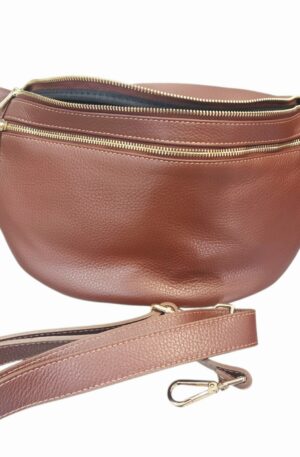 Marsupio grande in vera pelle,made Italy color marrone, con doppia tasca con zip, scomparto interno unico foderato con tasca laterale con zip. misure L37 H23 Spedizione Gratuita